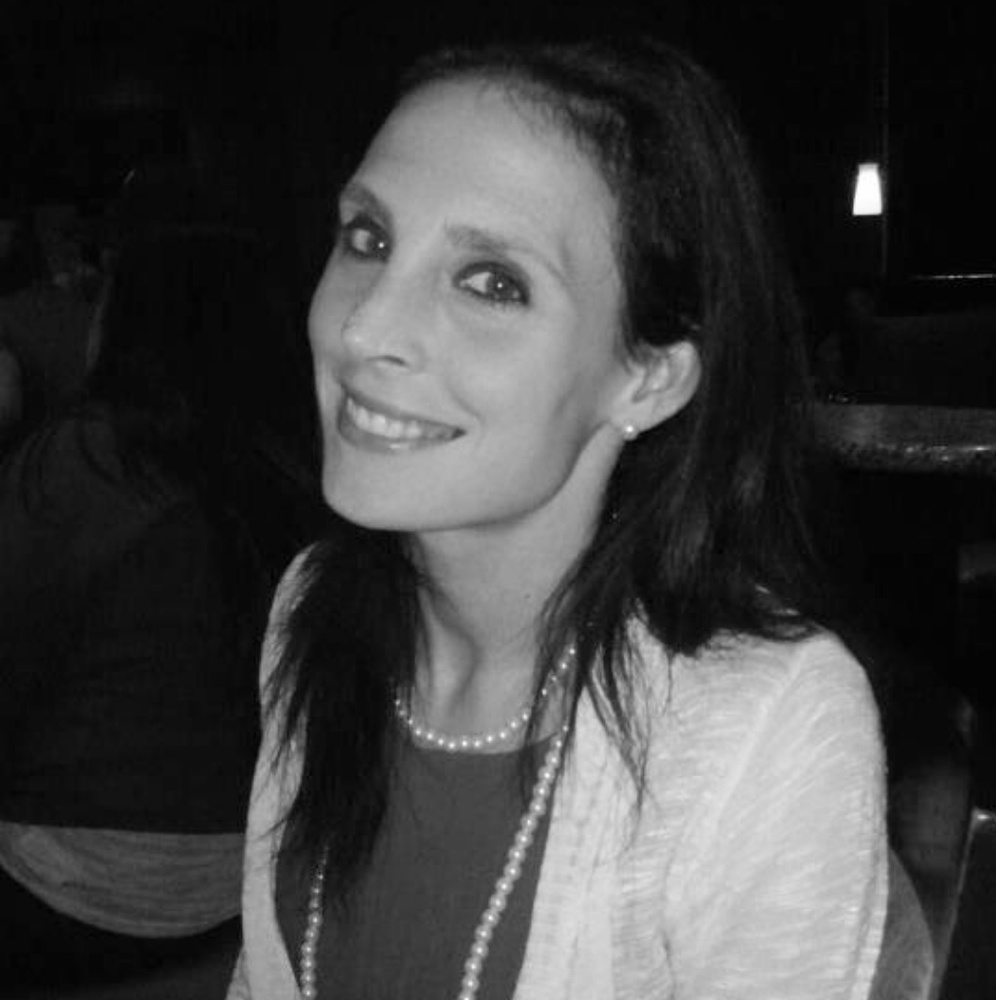 💕  Meet your Posher: Valerie 💕 - Picture 10 of 16